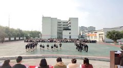 <b>重庆益民技工学校</b>