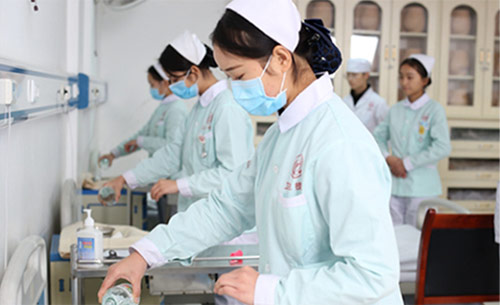 重庆护理专业学校排名
